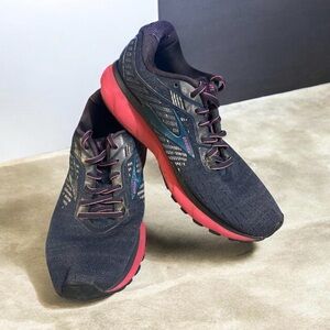 Size 8.5 - Brooks Ladies Blue And Pink Sneakers, 8.5